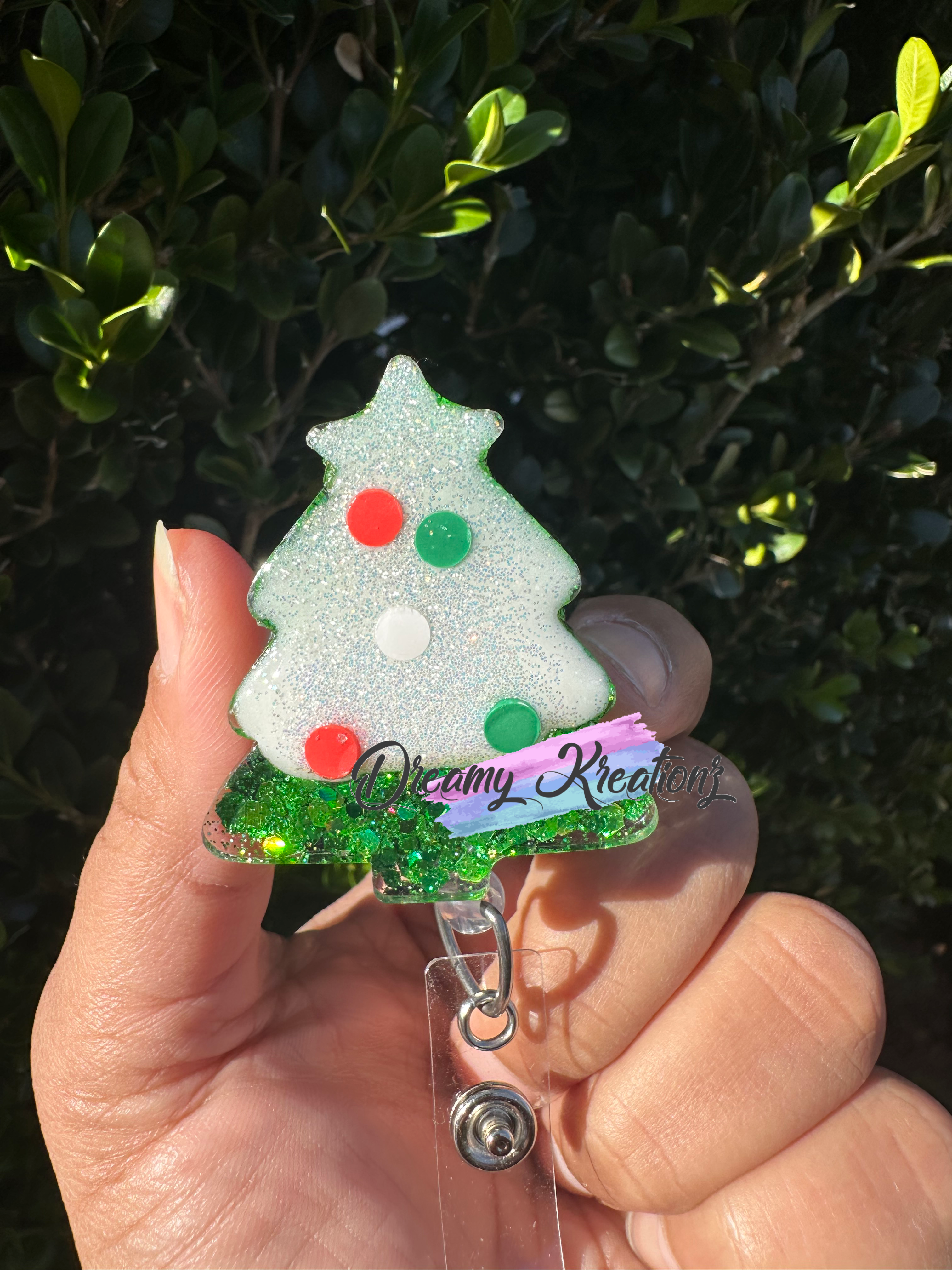 Christmas tree badge reel – DreamyKreationz